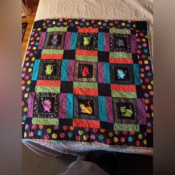 Handmade Cat Themed Reversible Cozy Soft Baby Or Lap Quilt 40 X40  In EUC - Picture 1 of 12